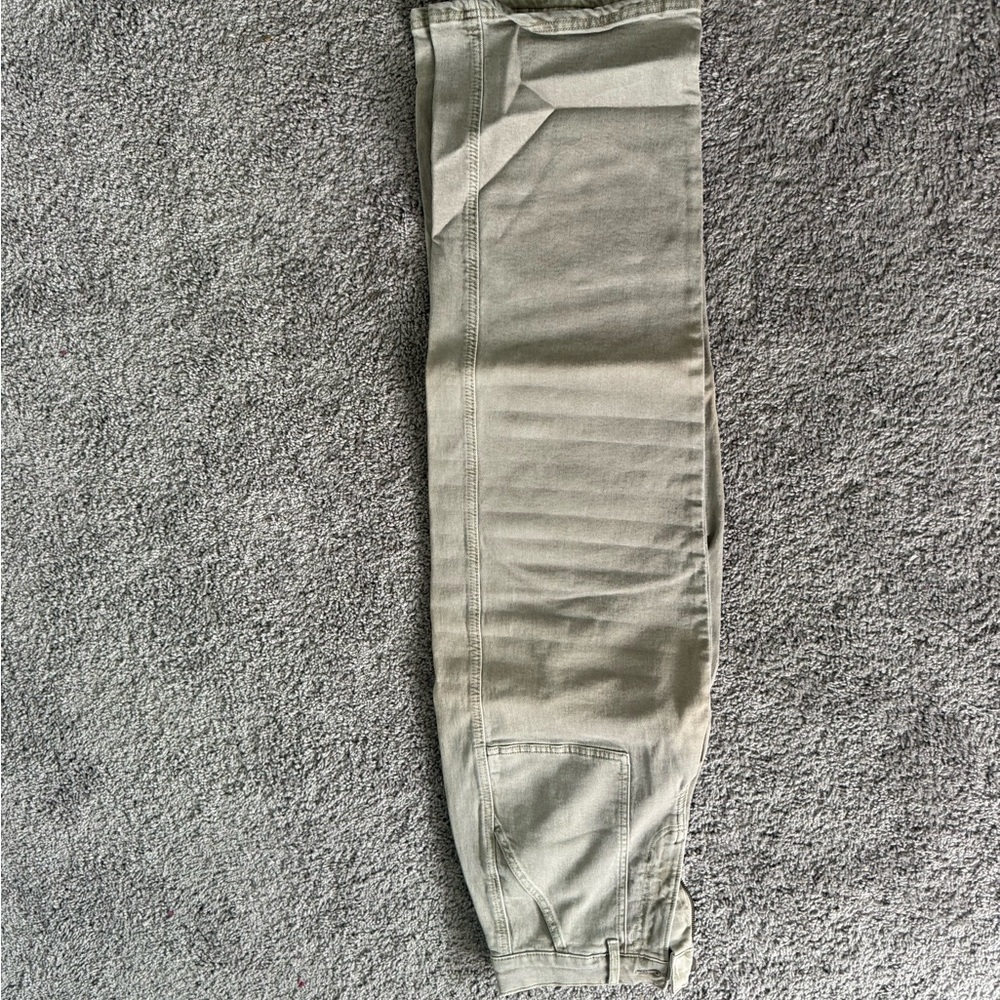 Women’s Beige Jeans